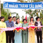 Lê Bảo Minh chung tay xây cầu cho bà con tỉnh Bến Tre